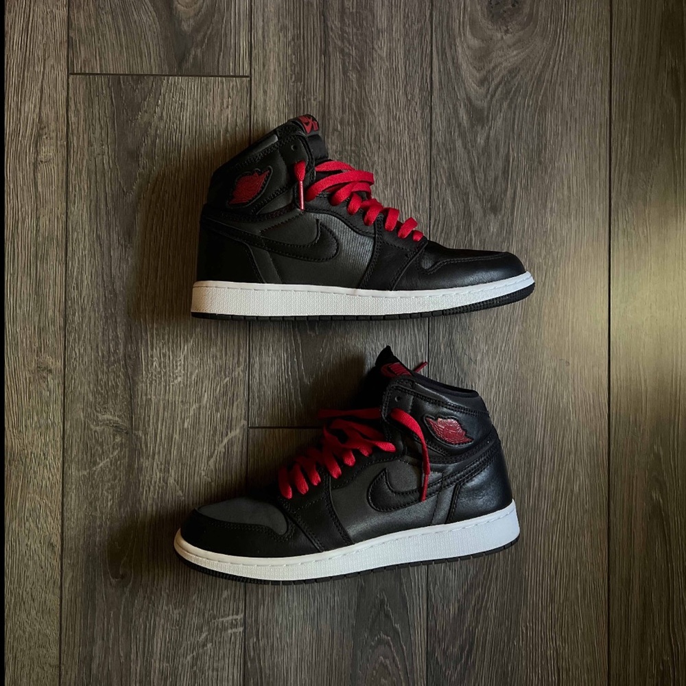 Air Jordan 1 Retro High OG BG Black Gym Red ❤️🖤 | Size 7 Youth 8.5 Wmns